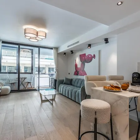 Renovated 1Br Steps From Croisette & Beach Appartement Cannes